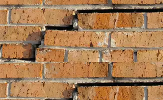 Brick wall with serious structural damage in Tacoma, WA